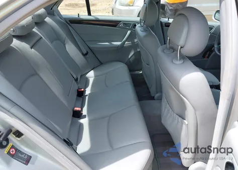 2004 Mercedes-Benz C 240 4Matic from USA, damaged, VIN WDBRF81J94F463865